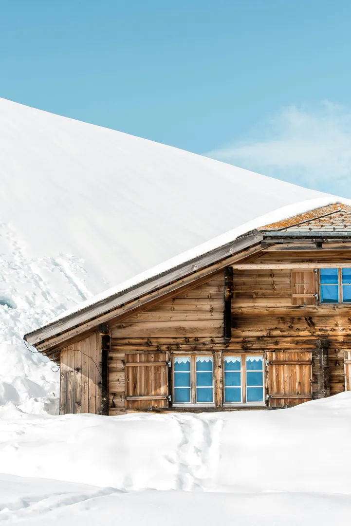 Premium-Chalet-Renovation in Gstaad mit Altholz